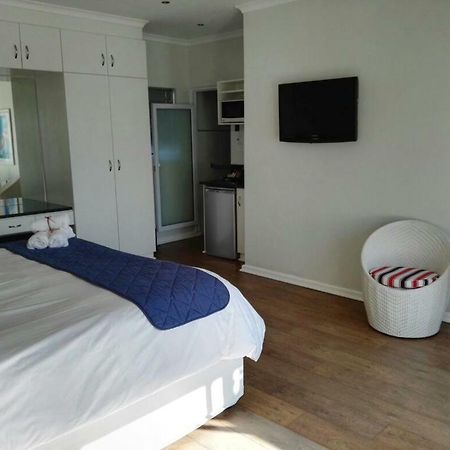 Ahoy Boutique Guest House Port Elizabeth Extérieur photo
