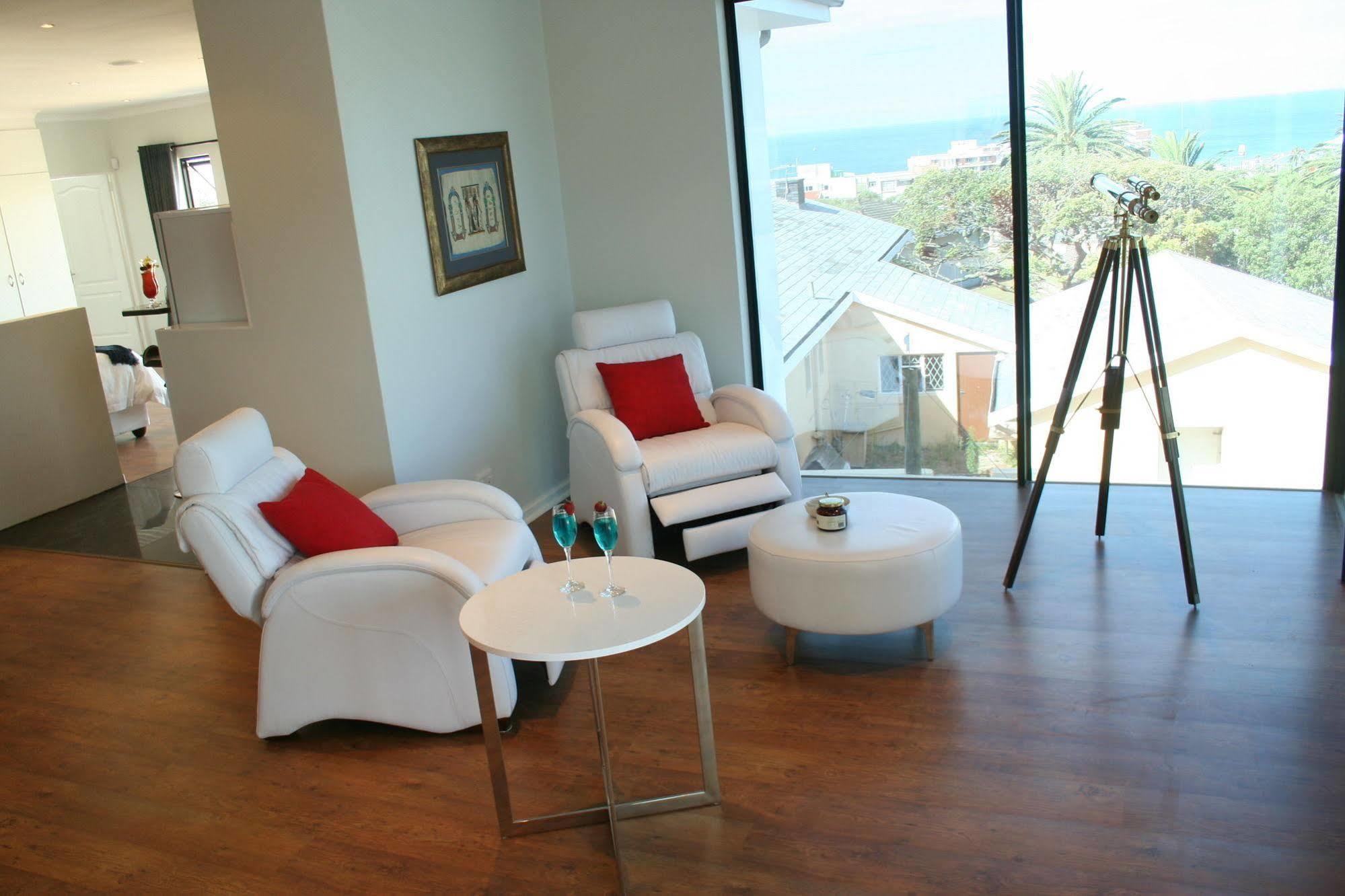 Ahoy Boutique Guest House Port Elizabeth Extérieur photo