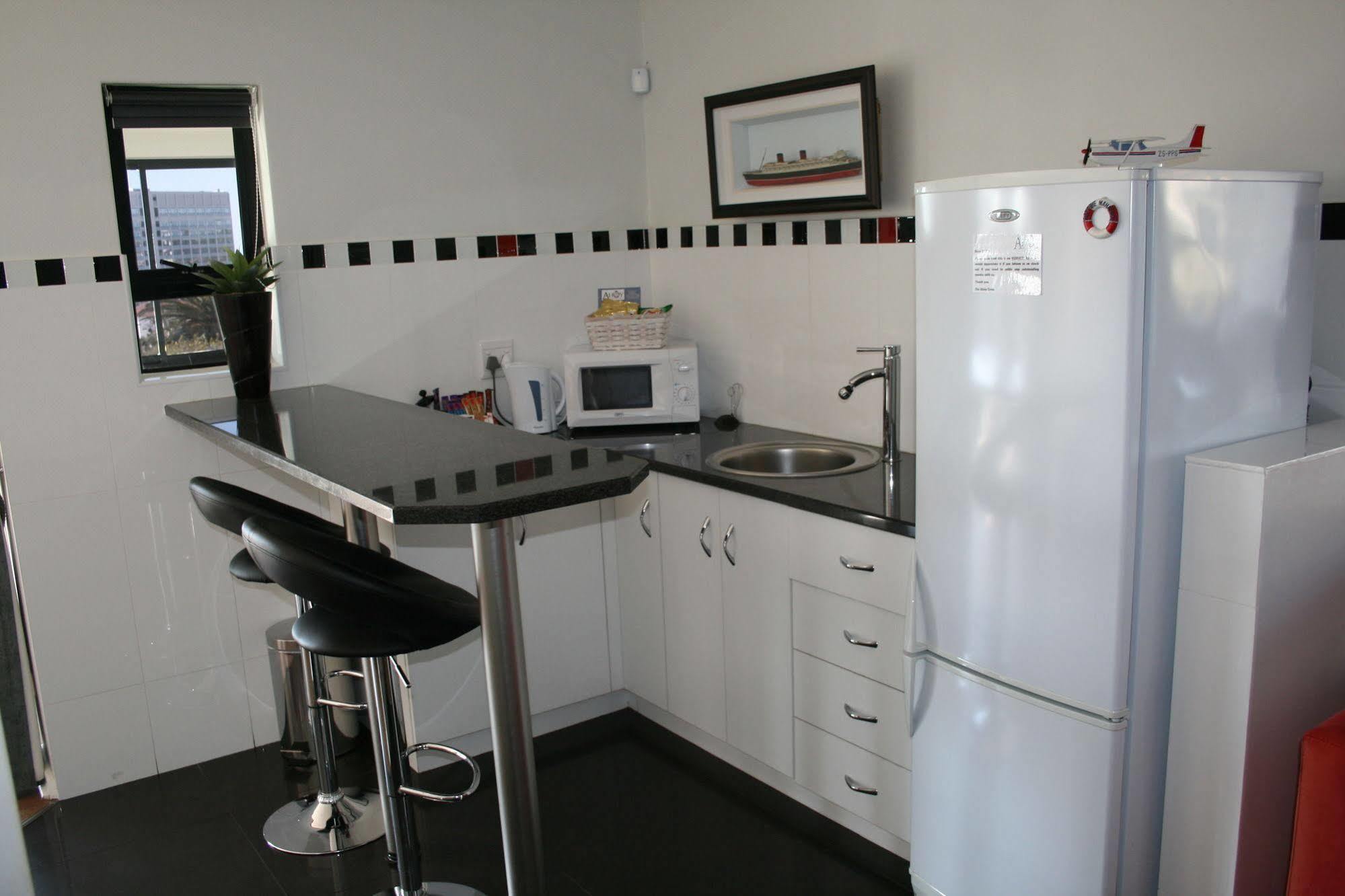 Ahoy Boutique Guest House Port Elizabeth Extérieur photo