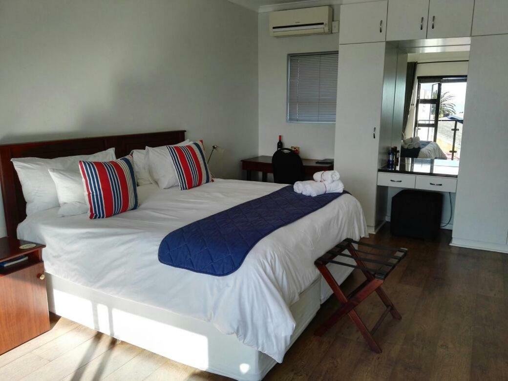 Ahoy Boutique Guest House Port Elizabeth Extérieur photo